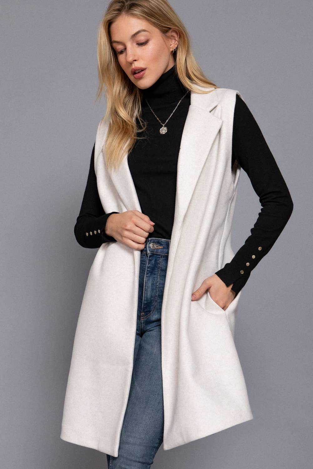 Sleeveless Notched Collar Soft Open Vest