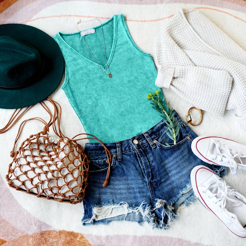 `.Cotton Mineral Wash Bodysuit w/ Snap buttons