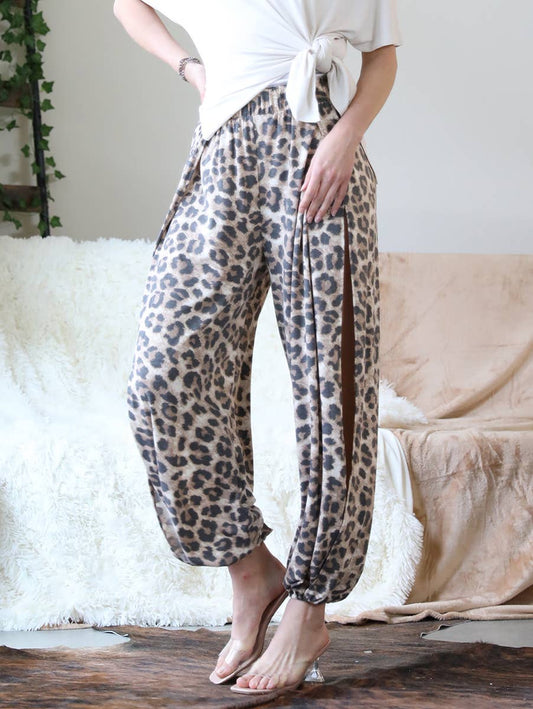 ",....SI-22053 Leopard Print Side Split Yoga Pants