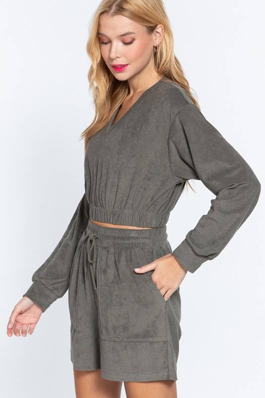 Long Sleeve V-neck Elasticized Hem Terry Towelling