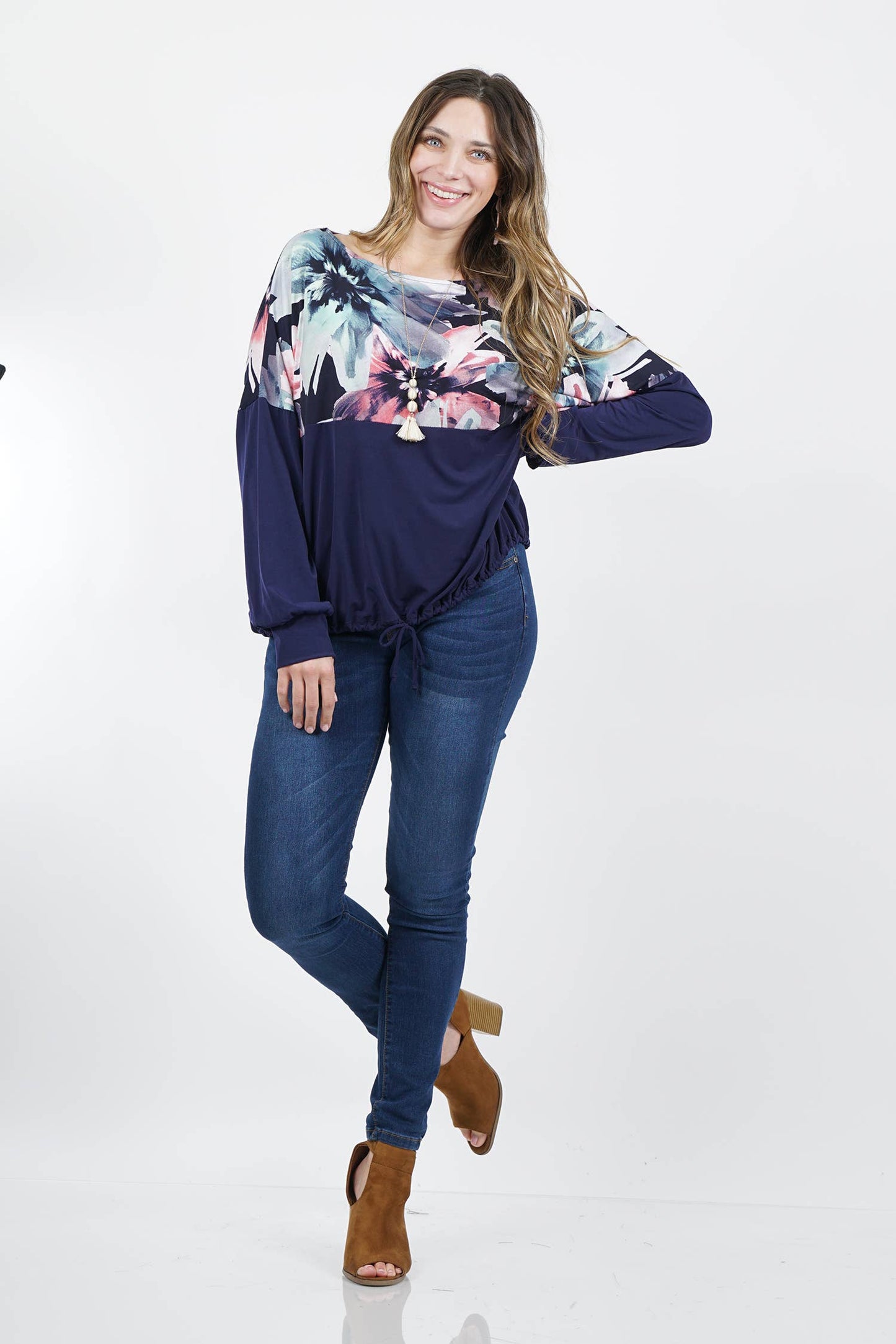",._ SI-10522 Print color block drawstring blouson top